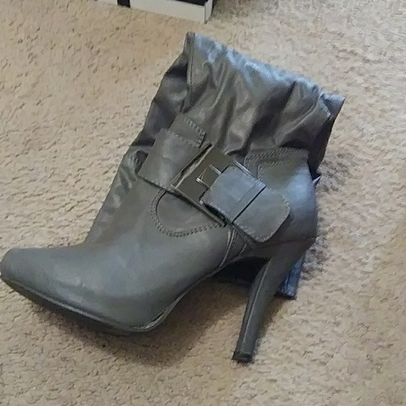 Boots - Picture 2 of 2